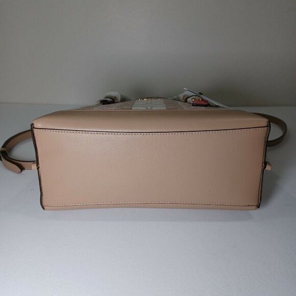 NWT COACH C8415 Mollie Tote Handbag in Taffy Multi In Signature Jacquard - Picture 5 of 6